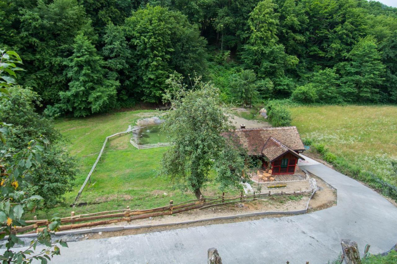 Villa Vajat Tuk Bajina Basta Exterior foto