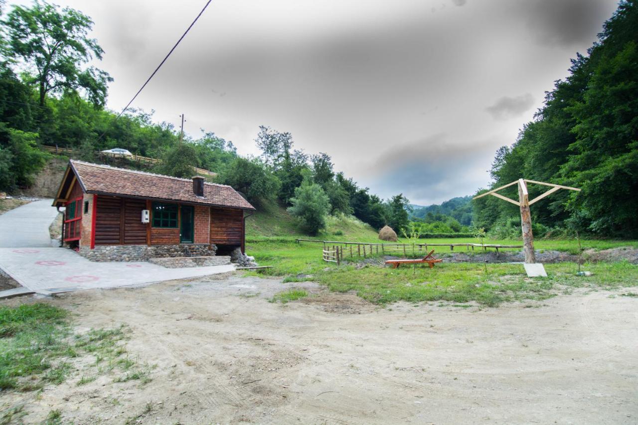 Villa Vajat Tuk Bajina Basta Exterior foto