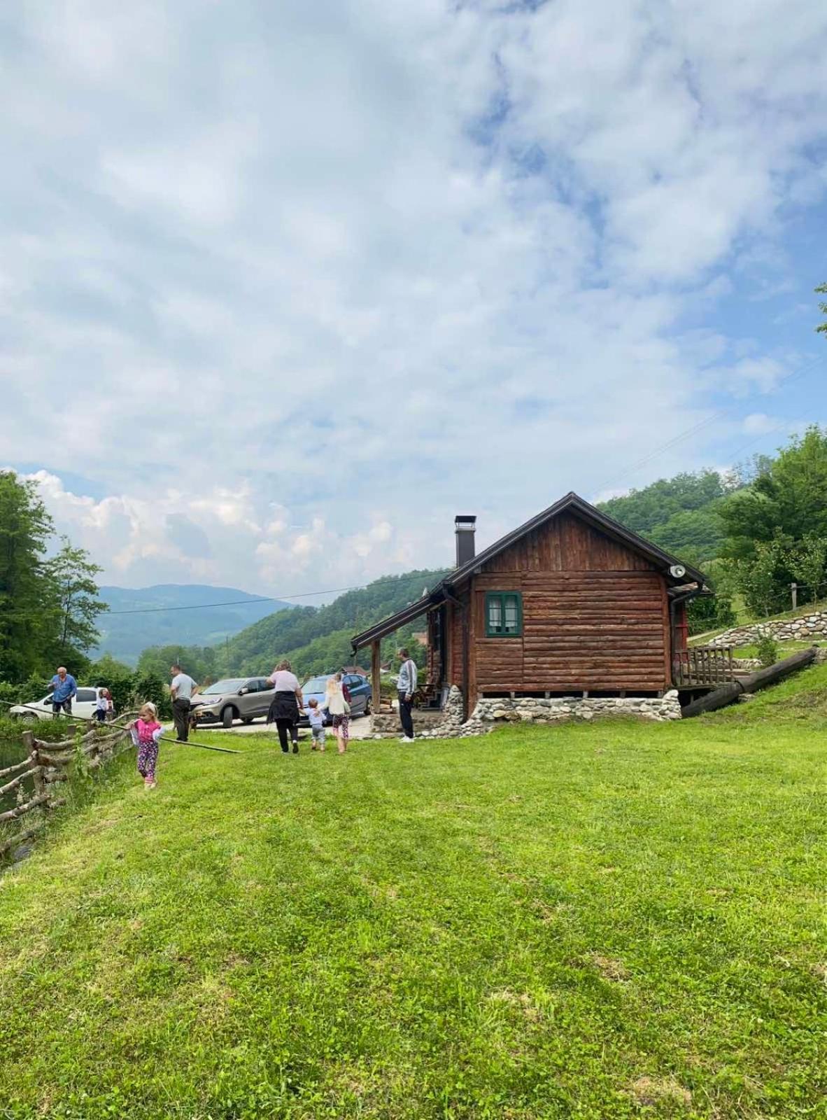 Villa Vajat Tuk Bajina Basta Exterior foto